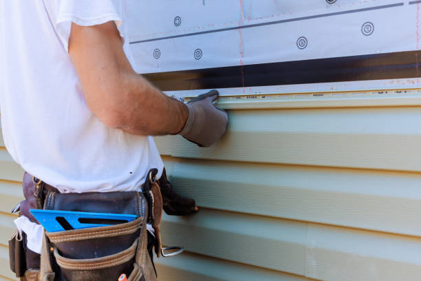 Trusted Emergency Siding Repair service in South Saint Paul, MN - Creative Siding